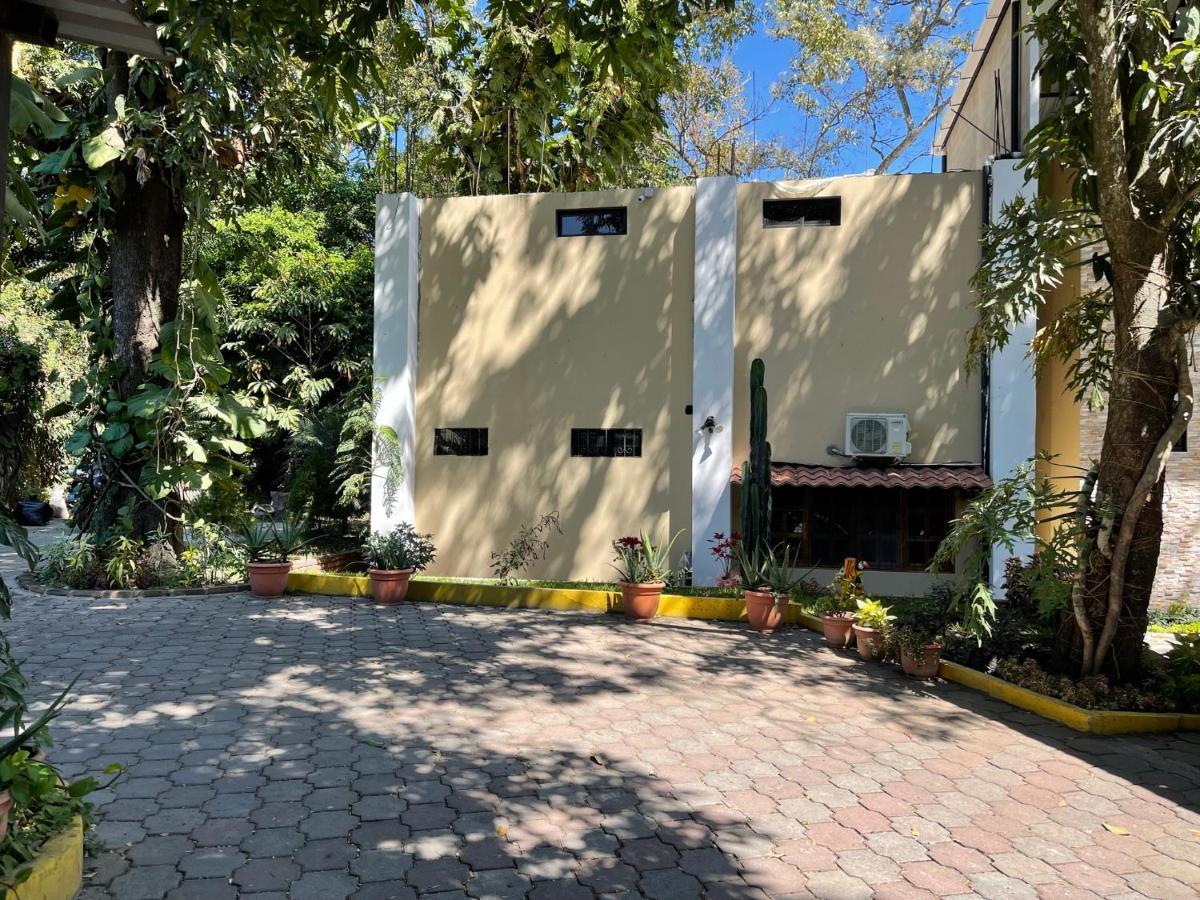 Villa Las Flores San Salvador Bagian luar foto