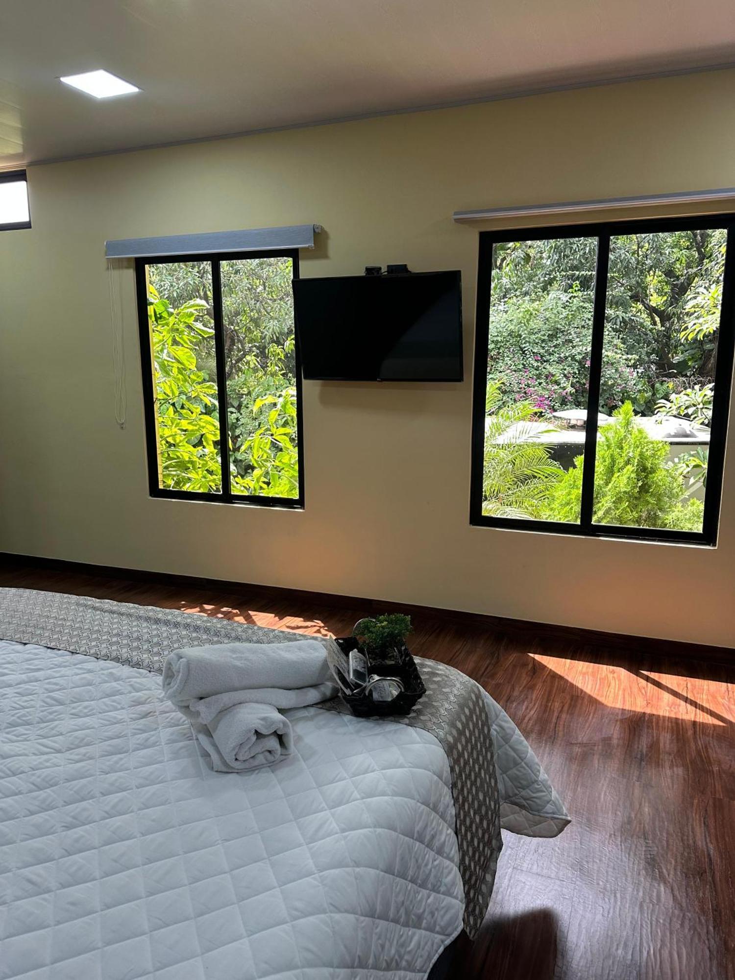 Villa Las Flores San Salvador Bagian luar foto